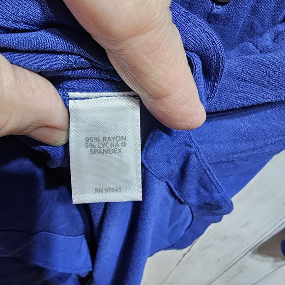 J Jill Wearever Women's Blue Button Front Tunic Top Pocket Knit Shirt Size Large - Picture 6 of 7